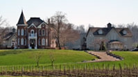 Come to Niagara and experience the beauty of its wine region. The Niagara Peninsula produces some of the world’s finest wines, which are internationally recognized Niagara Wineries Come to Niagara and experience the beauty of its wine region. The Niagara Peninsula produces some of the world’s finest wines, which are internationally recognized